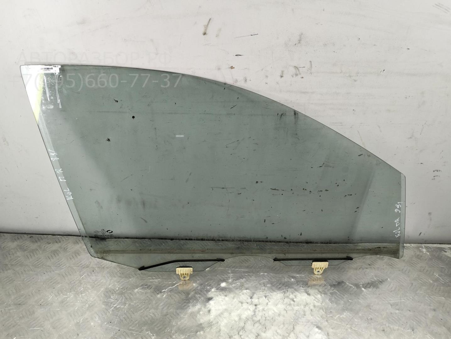 Стекло двери передней правой