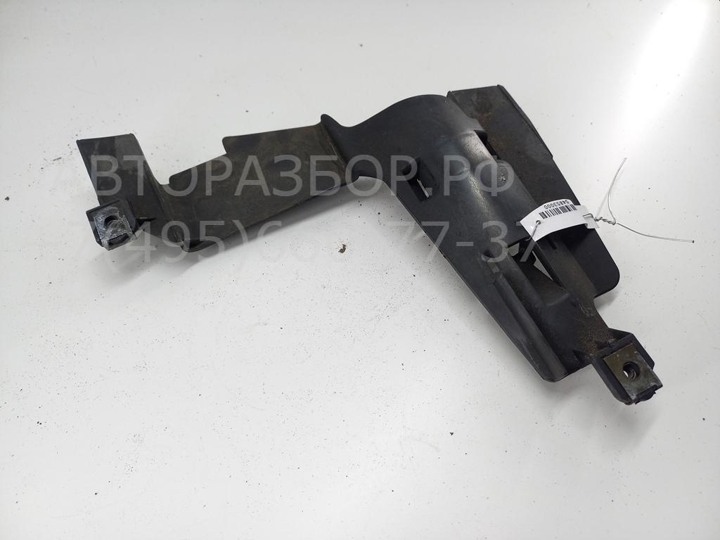 Кронштейн фар правый