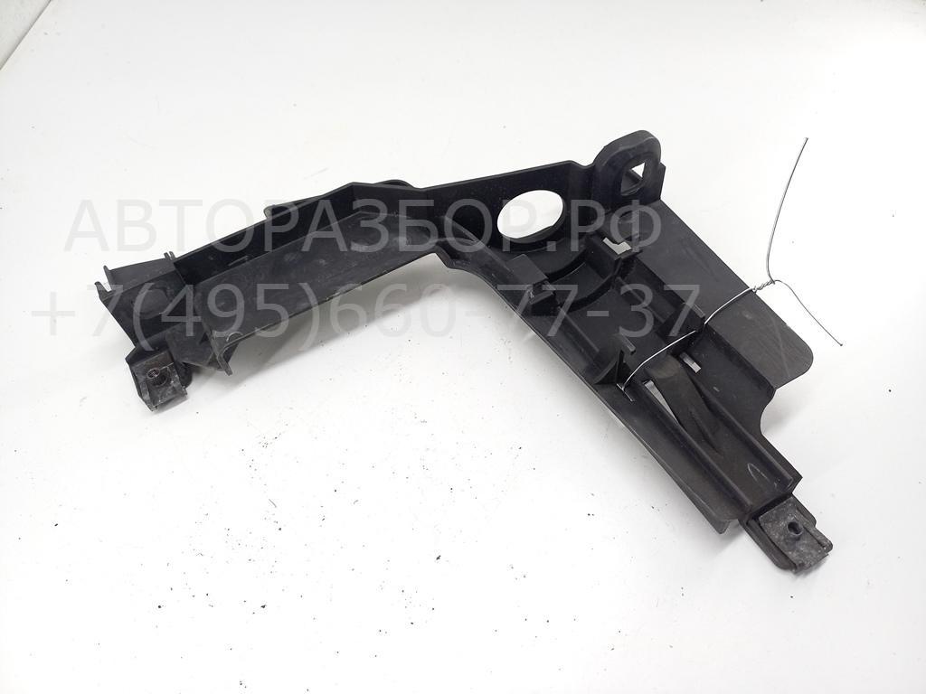 Крепеж фары