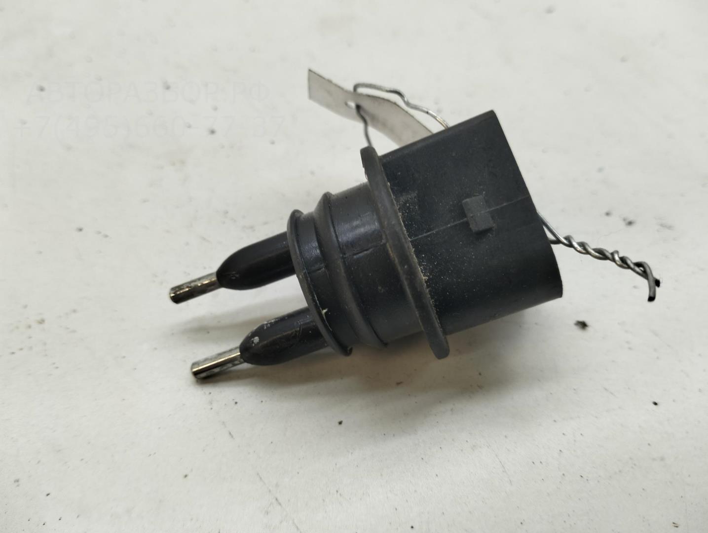 Датчик уровня в бачок омывателя