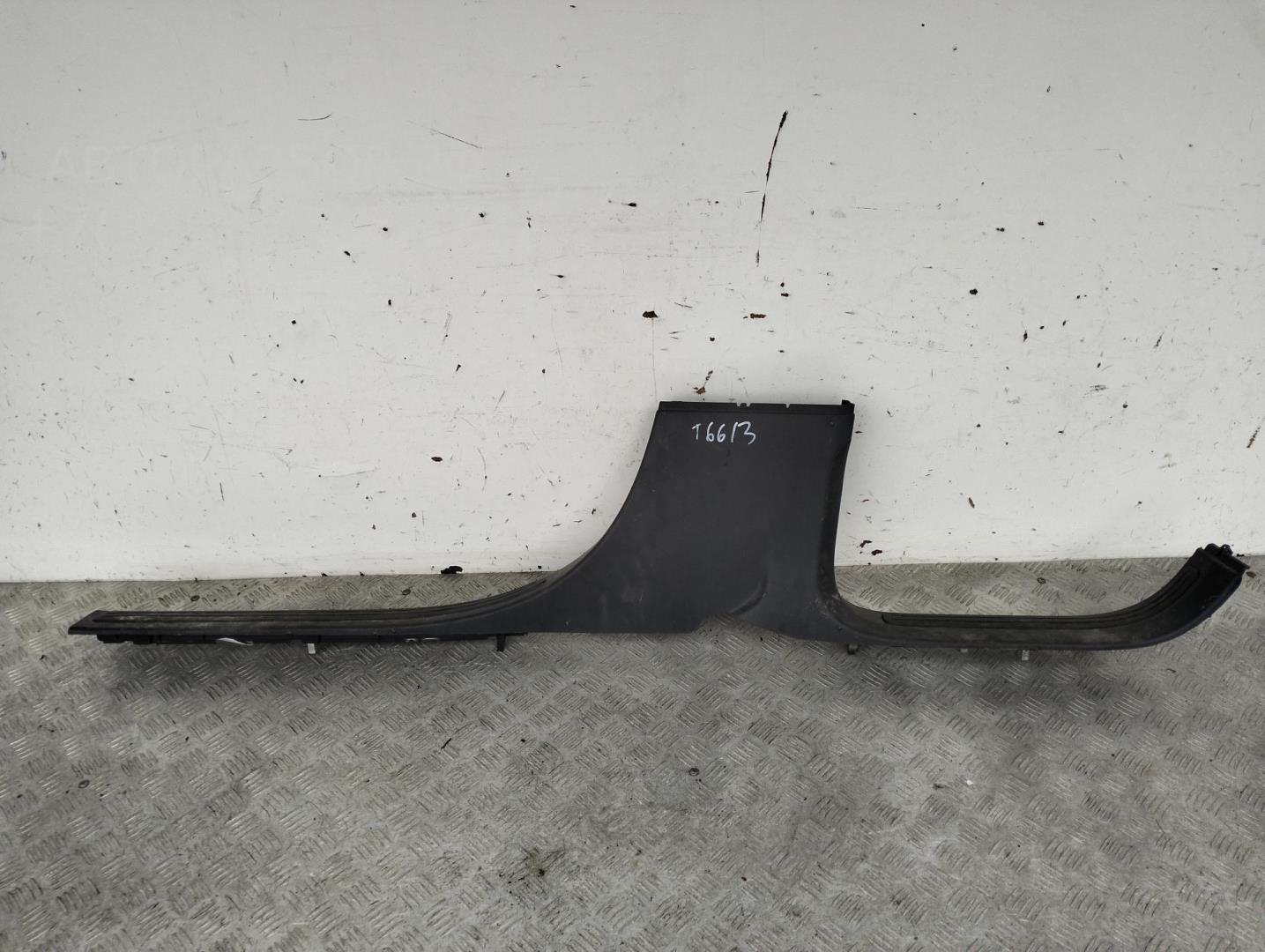 Накладка порога (внутренняя)