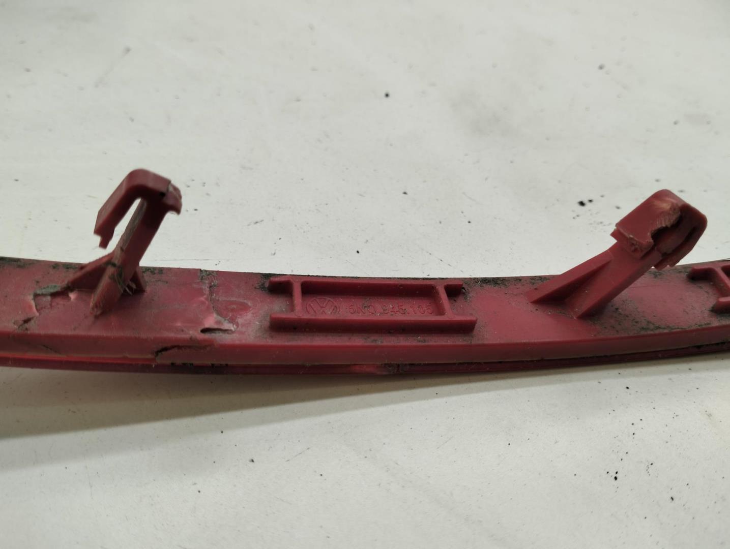 Отражатель в бампер задний левый