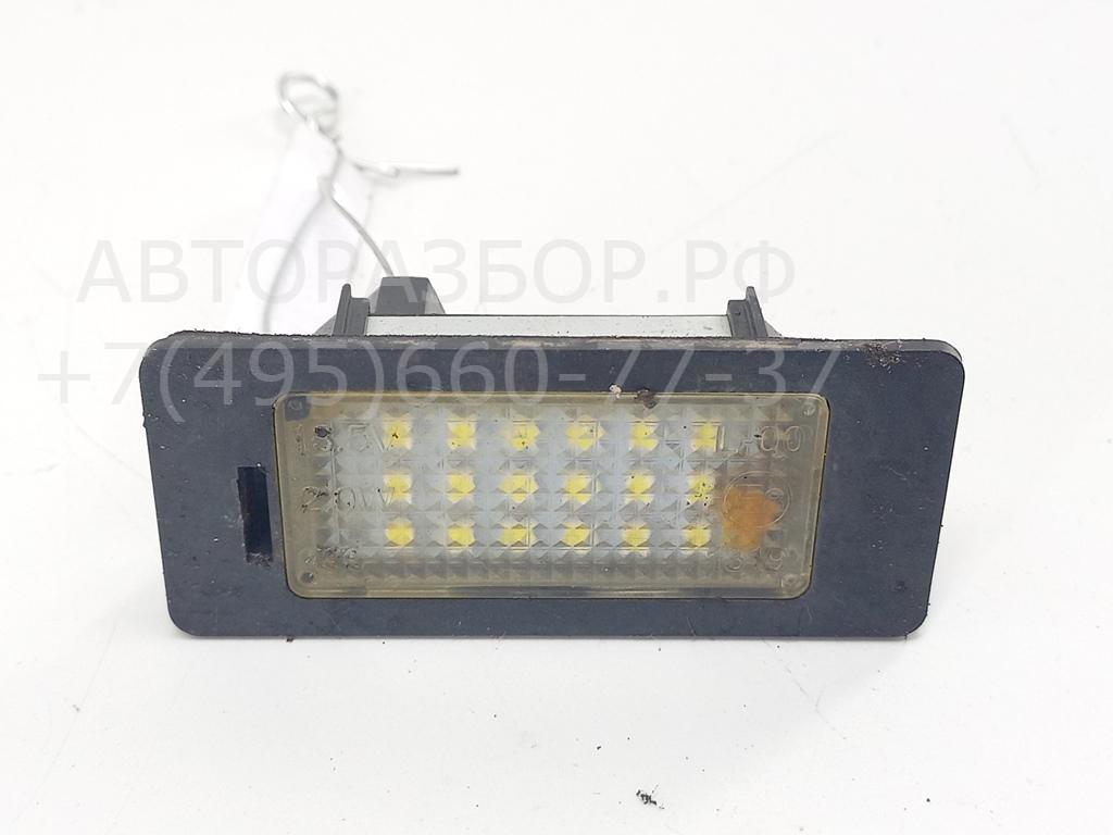 Фонарь подсветки номера