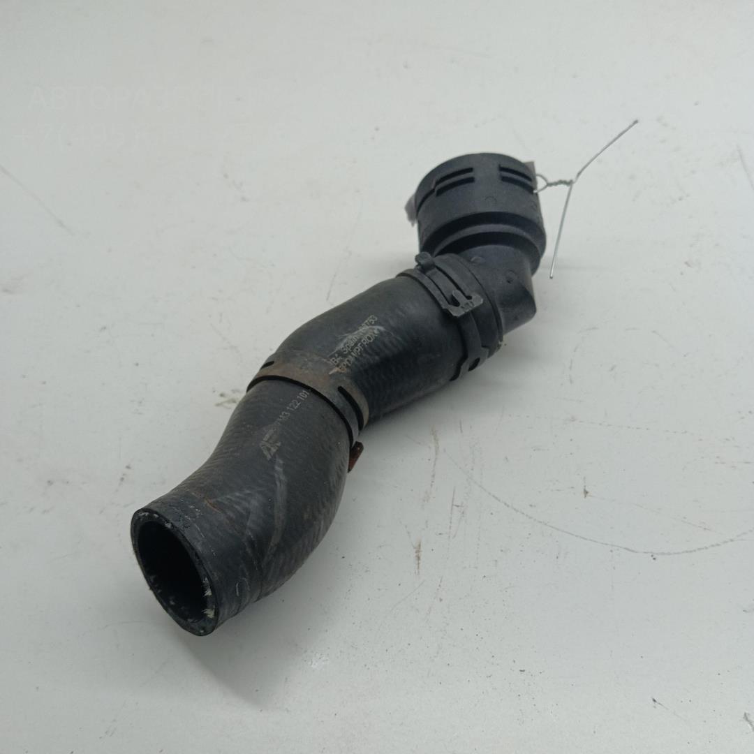 Патрубок радиатора