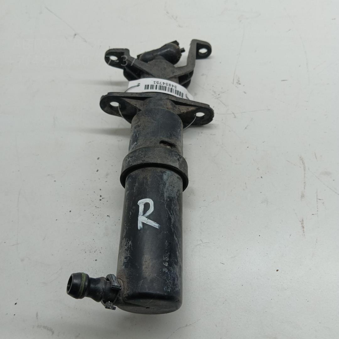 Форсунка омывателя фары