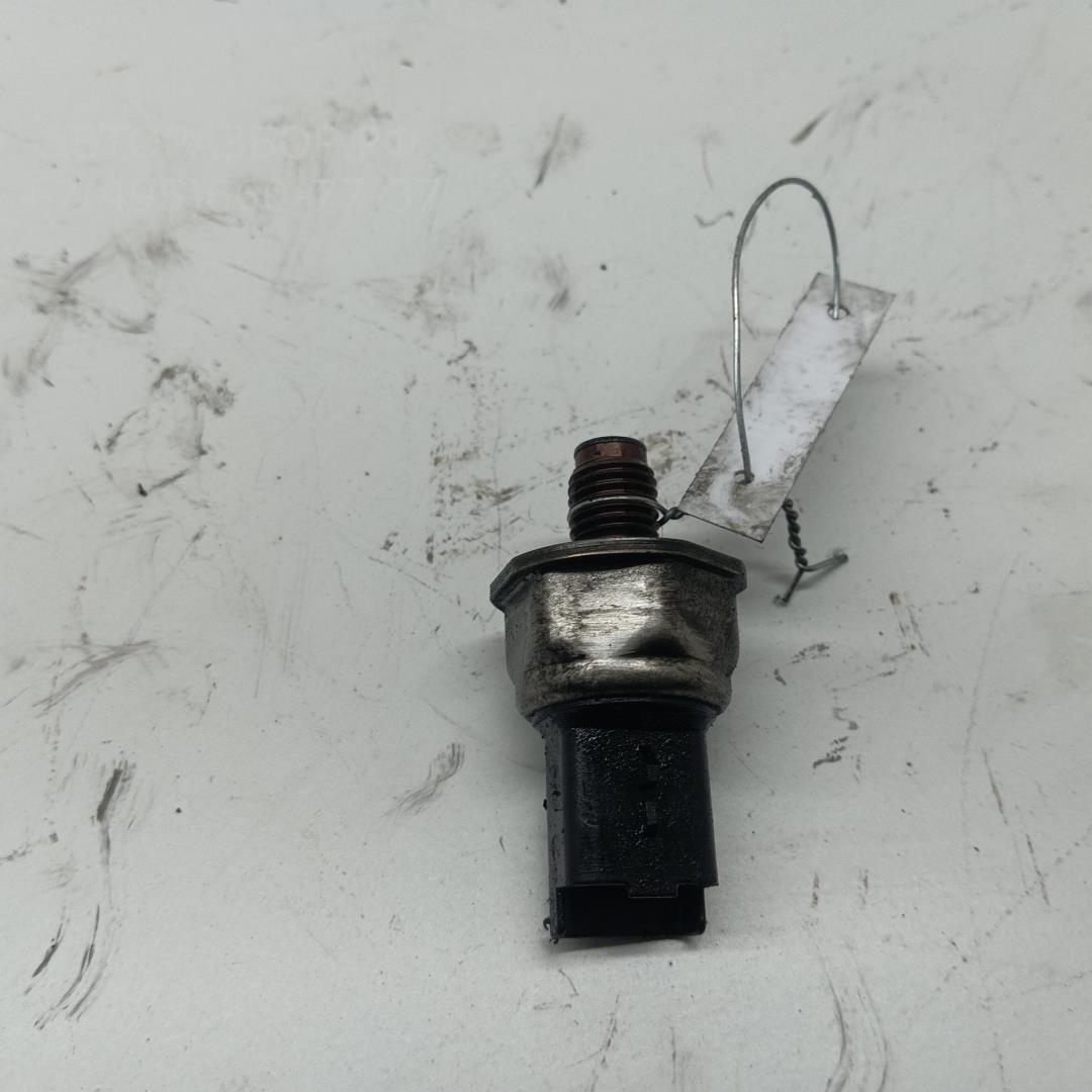 Регулятор давления топлива