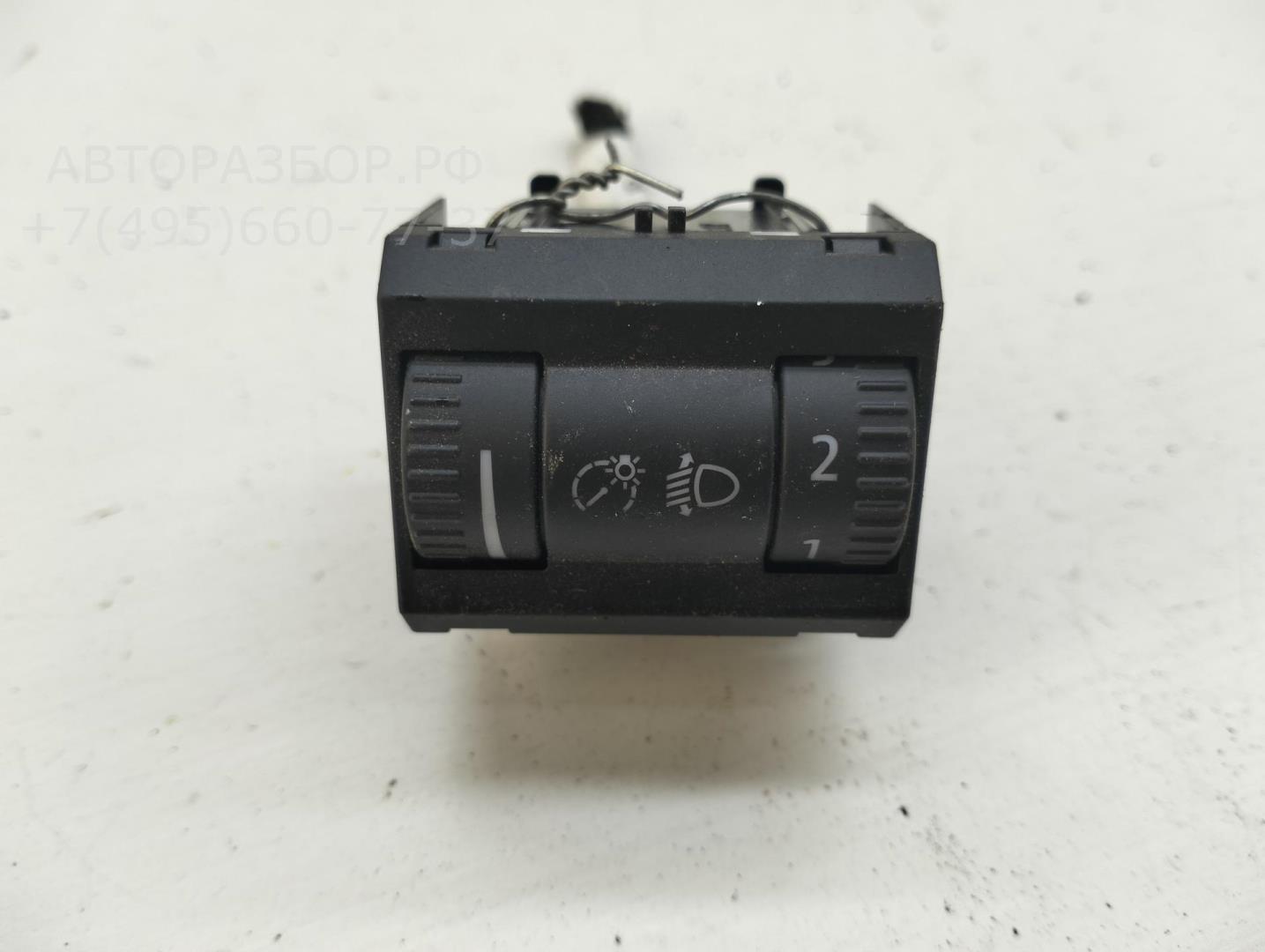 Кнопка корректора фар