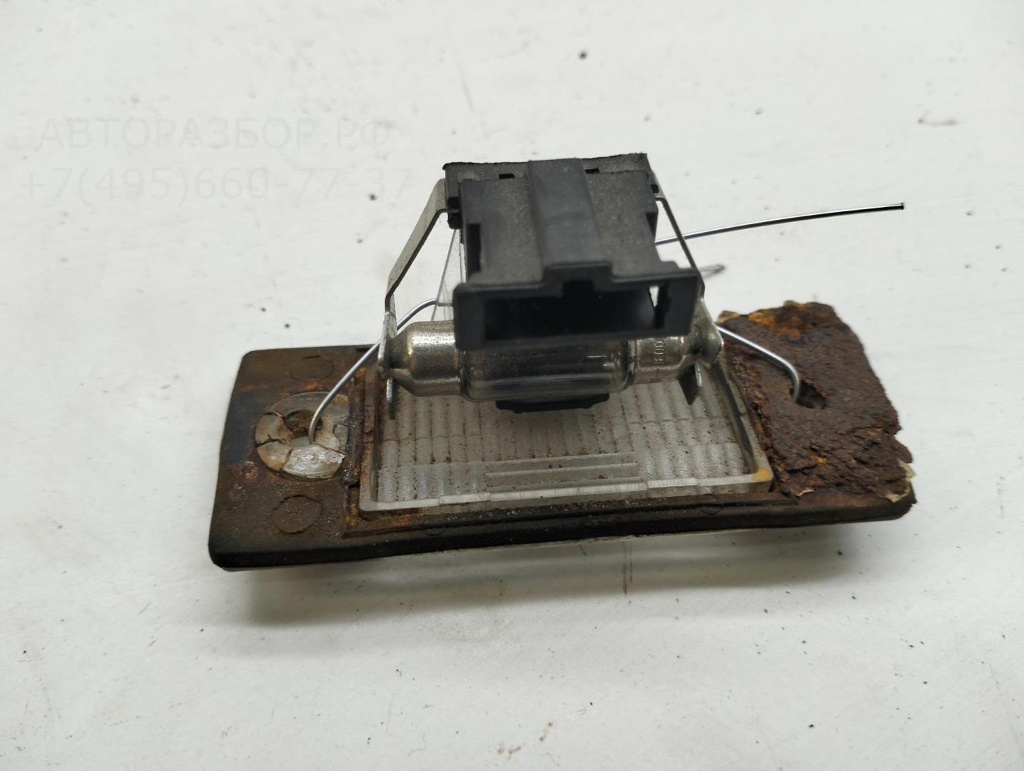 Фонарь подсветки номера