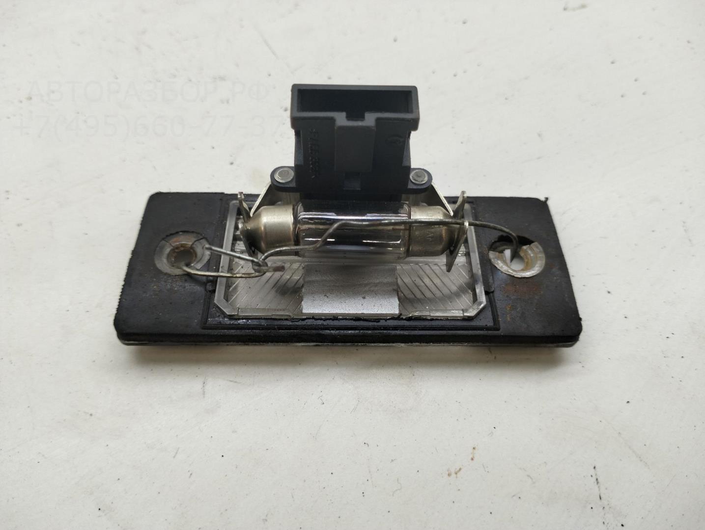 Фонарь подсветки номера