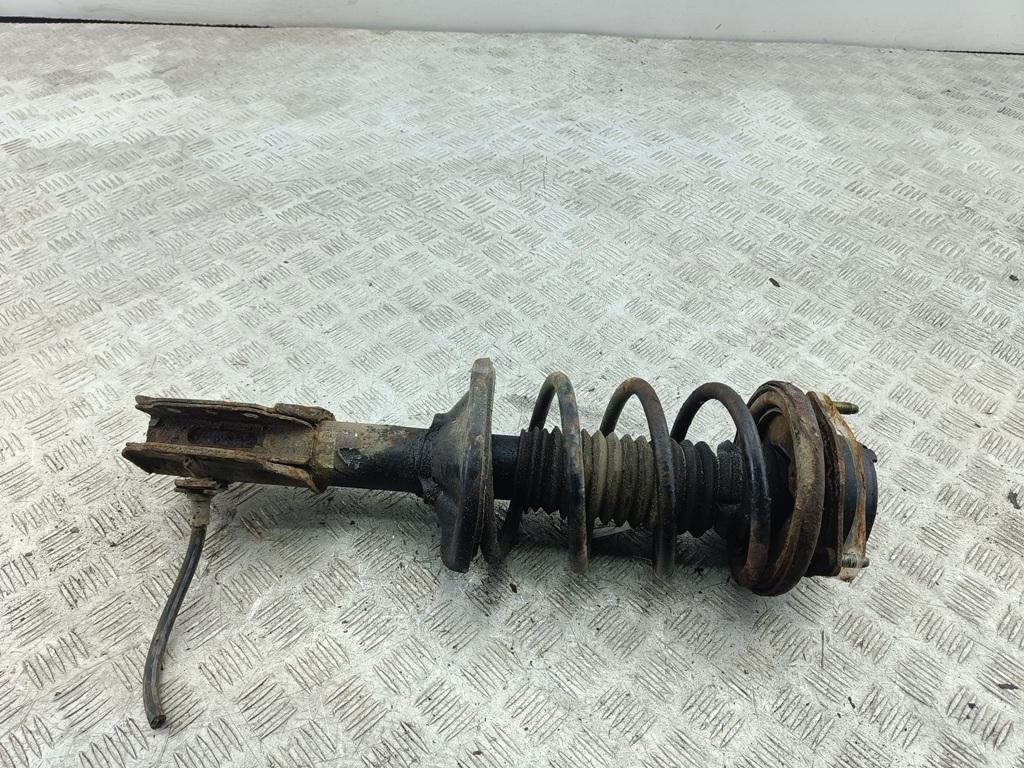 Амортизатор передний правый