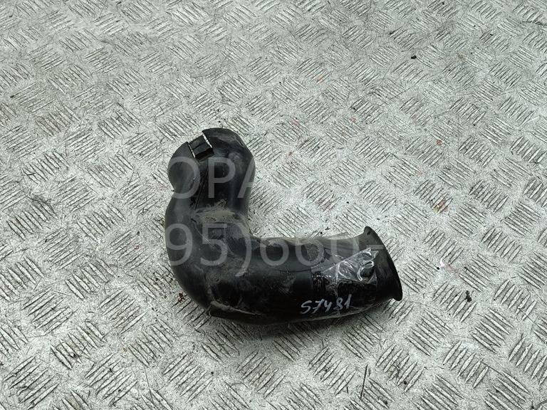 Патрубок воздушного фильтра