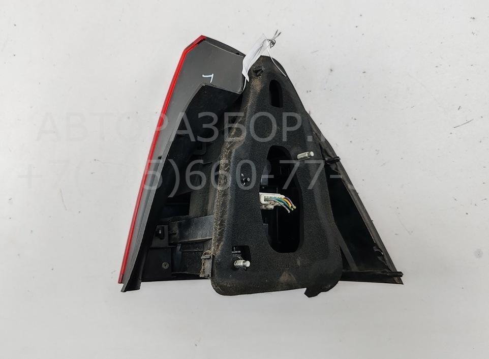 Фонарь задний левый