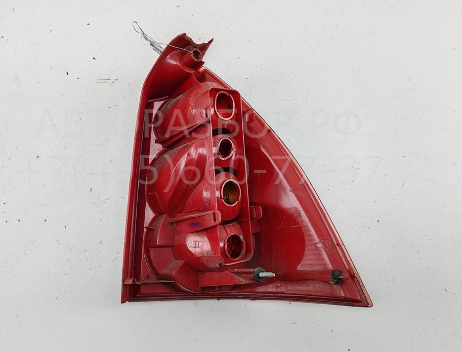Фонарь задний левый
