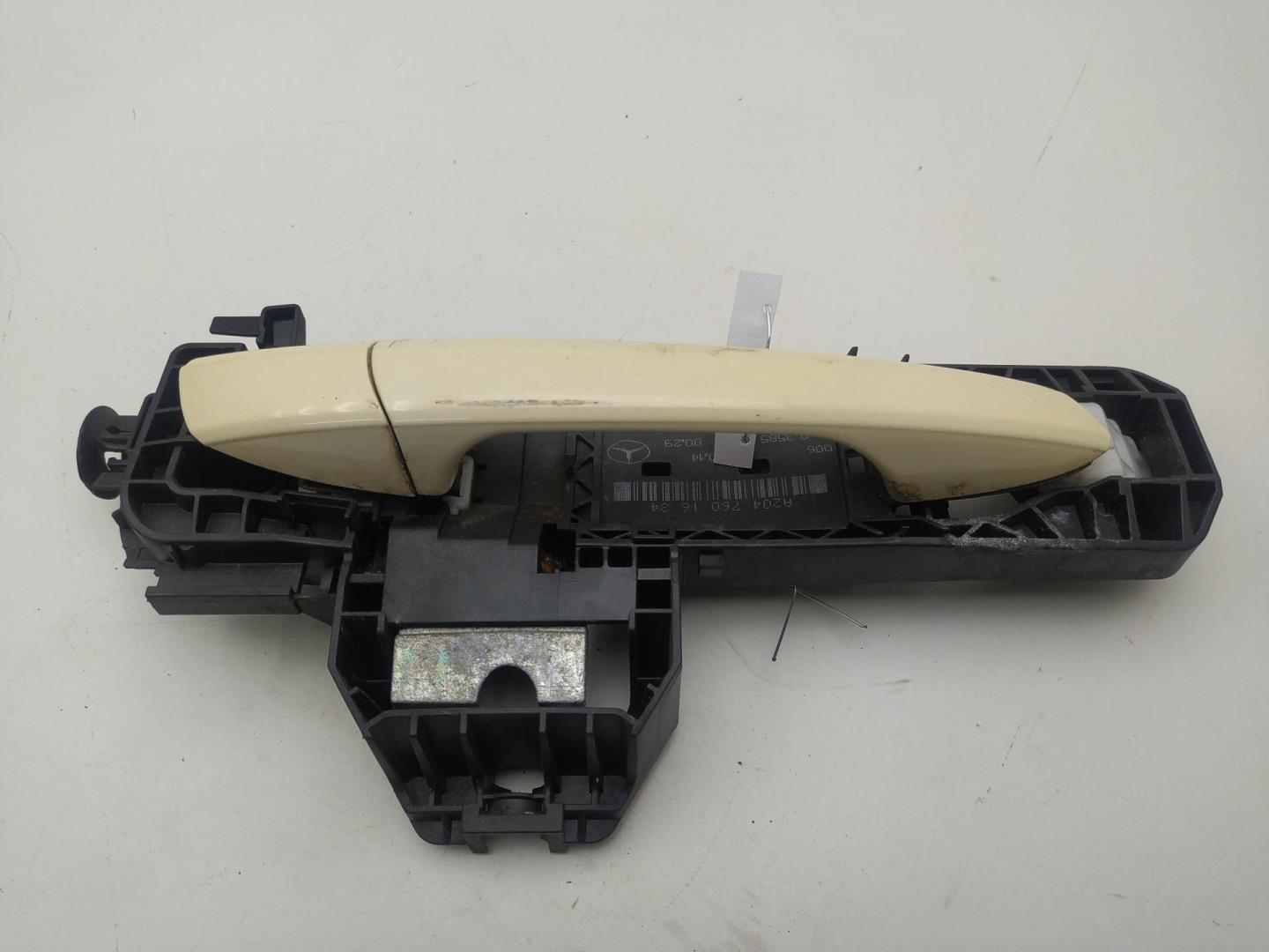 Ручка двери передней наружная правая