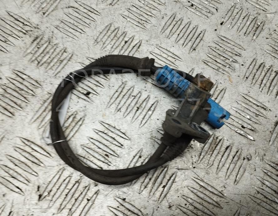 Датчик ABS передний