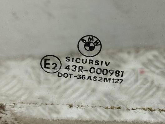 Стекло двери задней левой