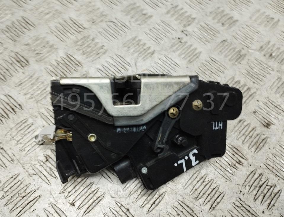 Замок двери задней левой