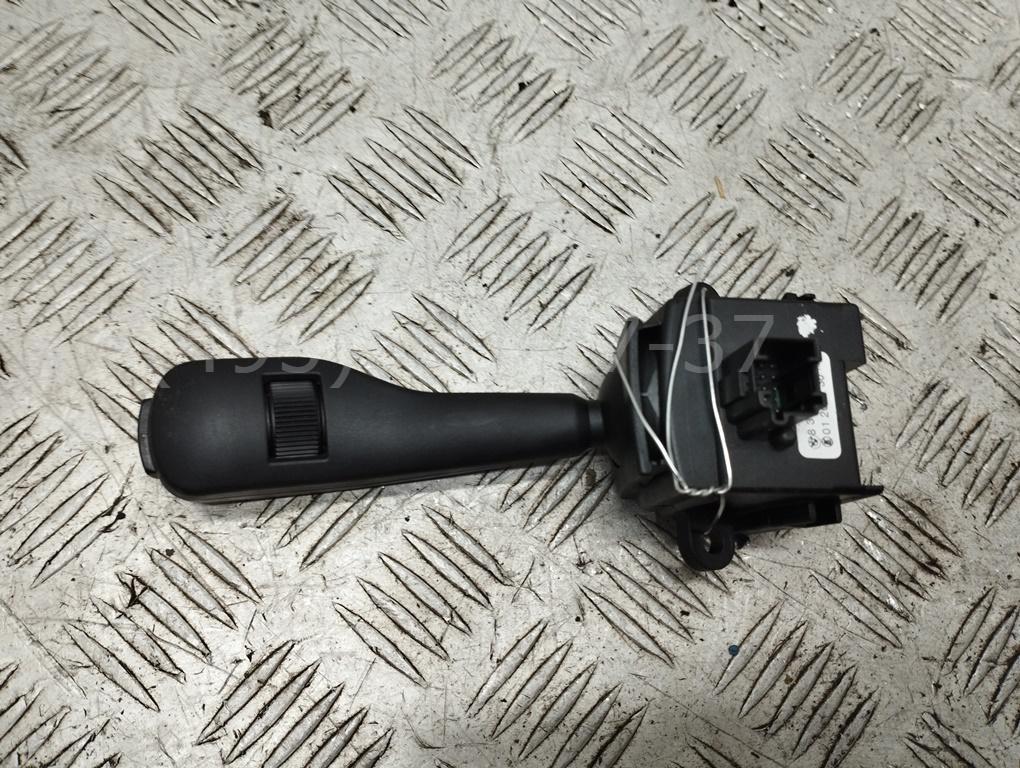 Переключатель поворотов подрулевой