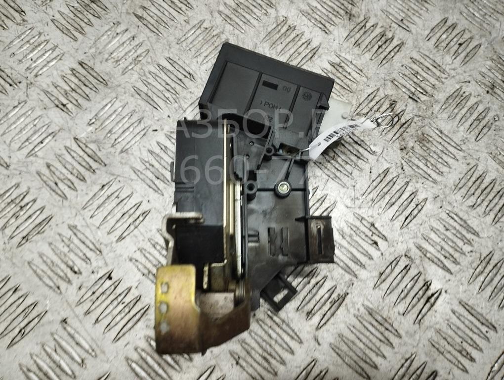 Замок двери передней правой