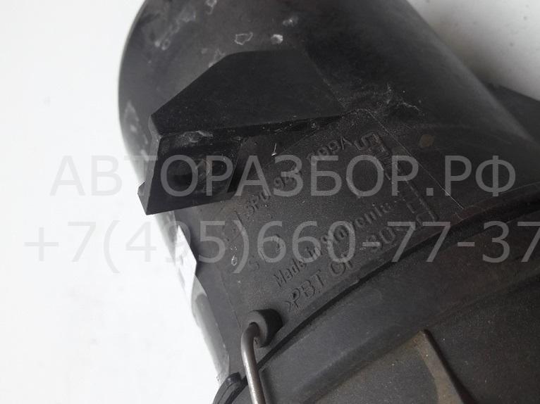 Фара противотуманная левая