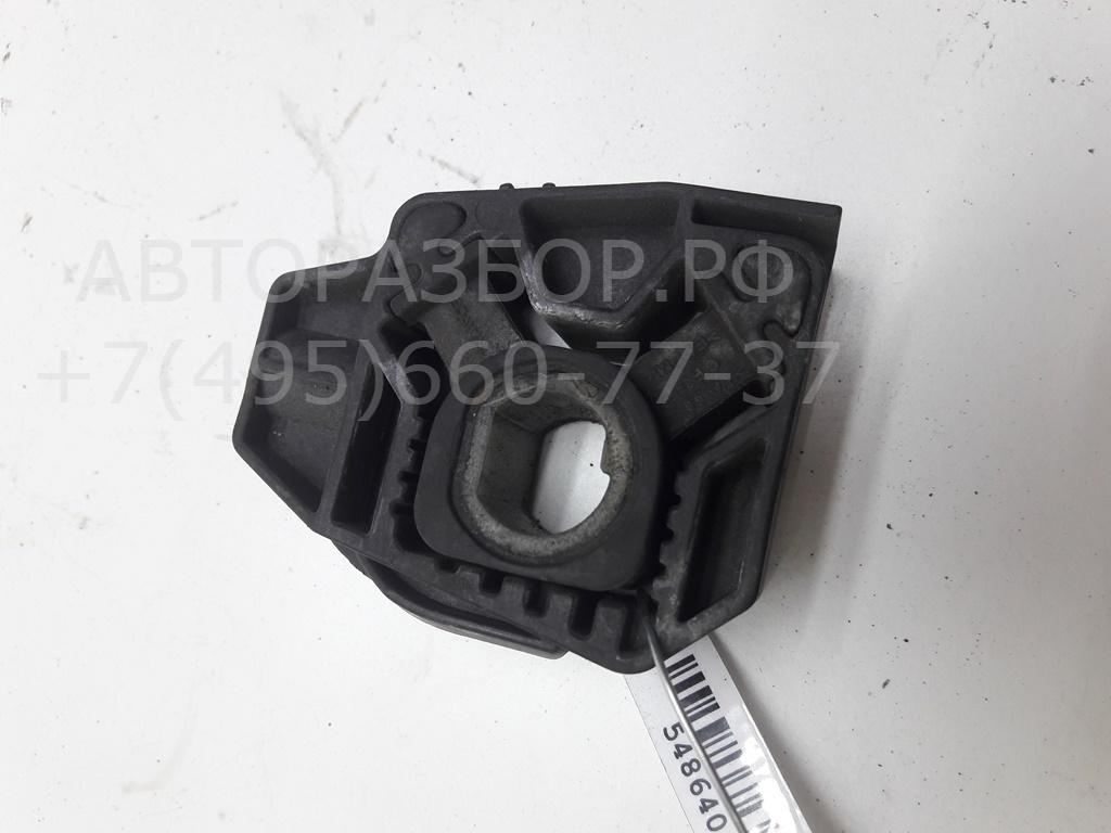 Кронштейн радиатора