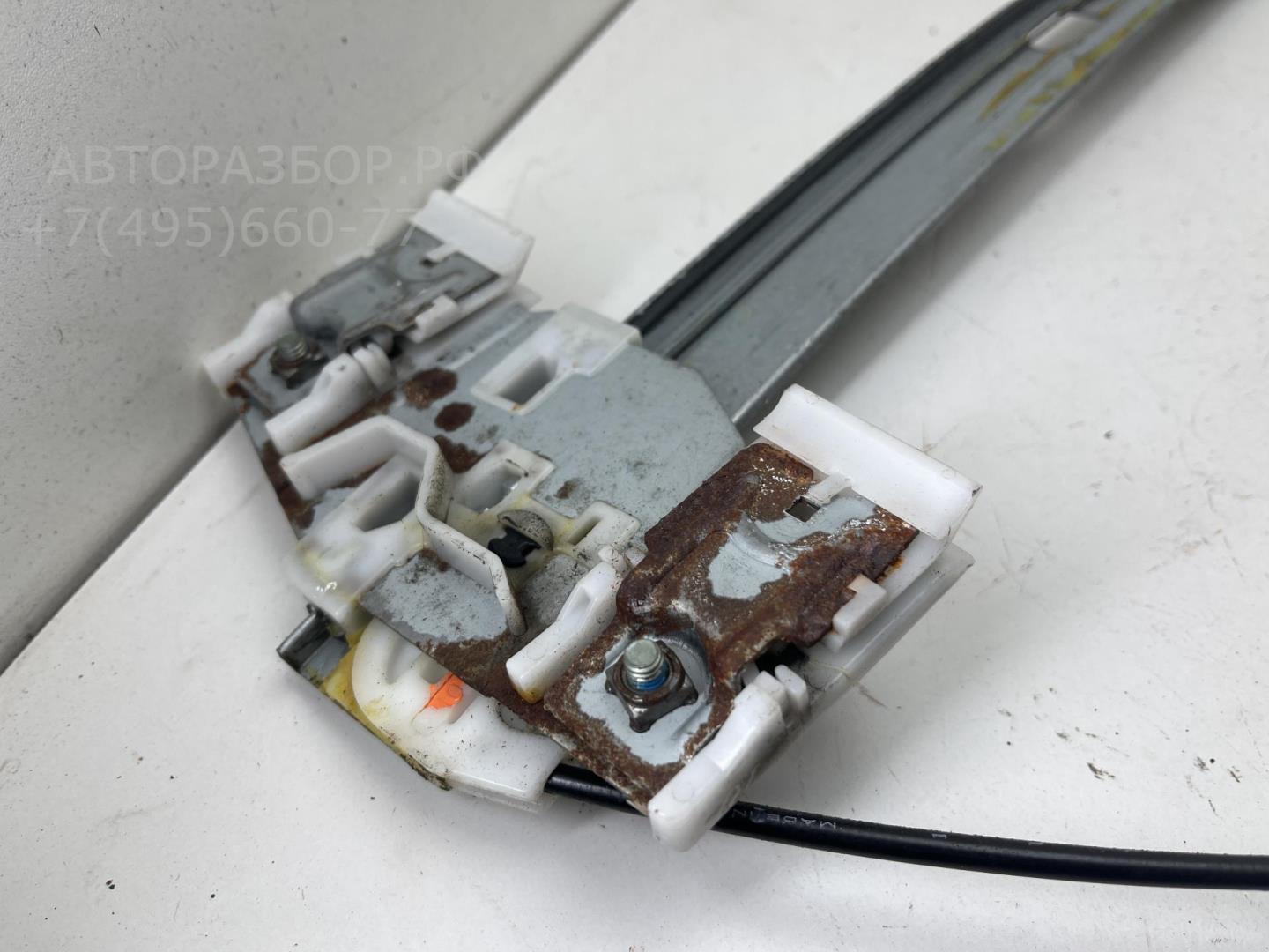 Стеклоподъемник электр. передний правый