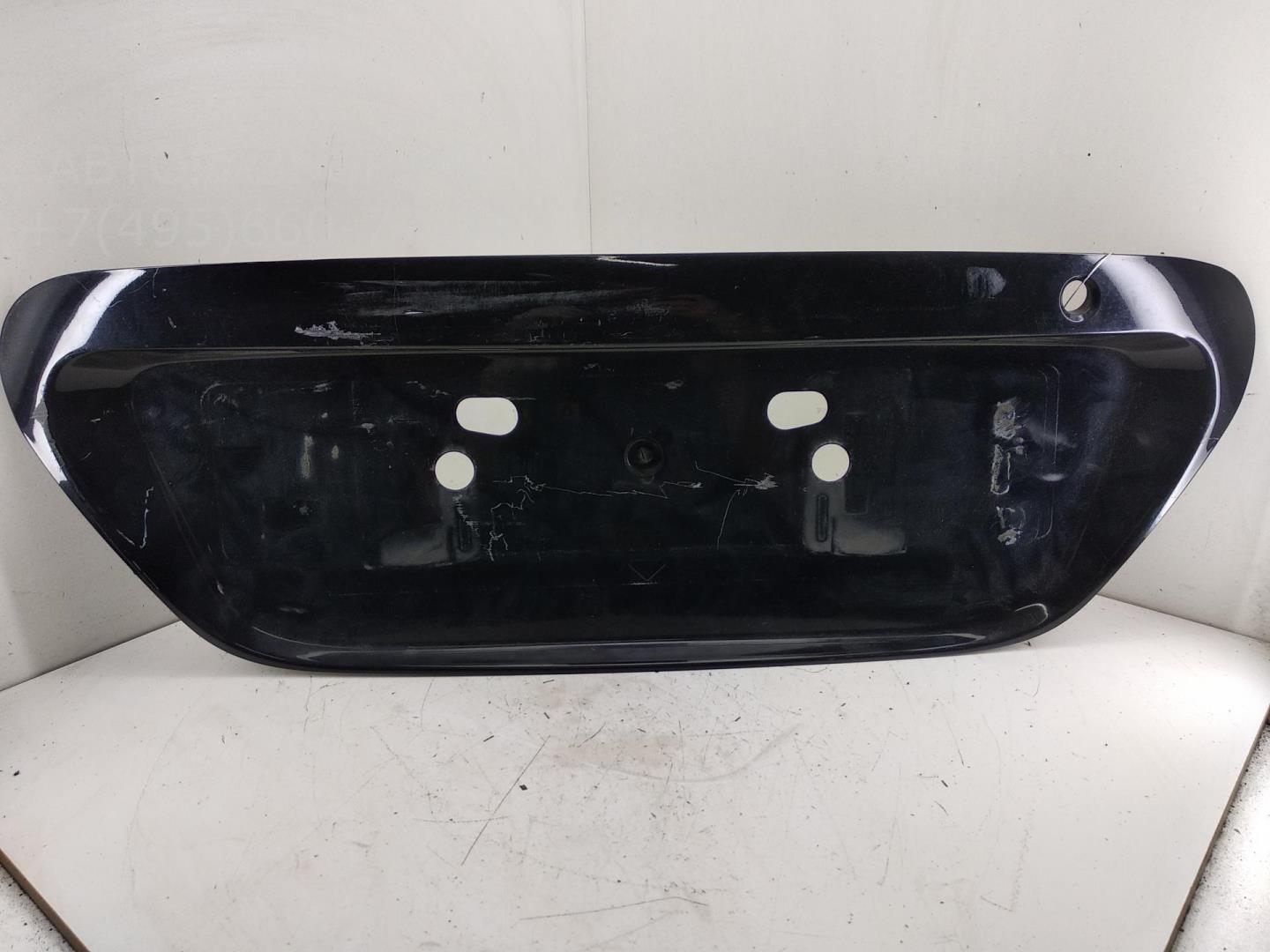 Накладка крышки багажника