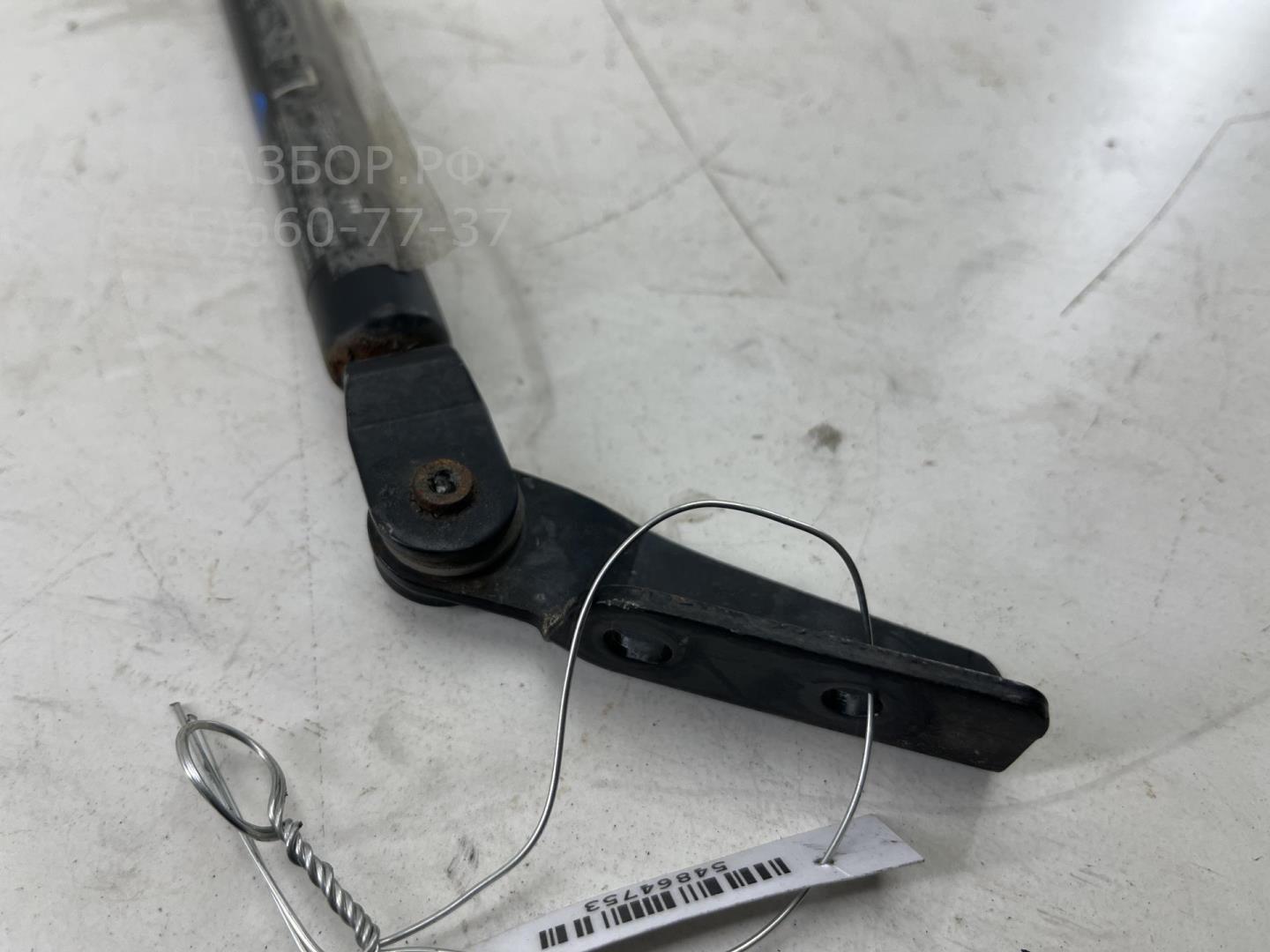 Амортизатор двери багажника