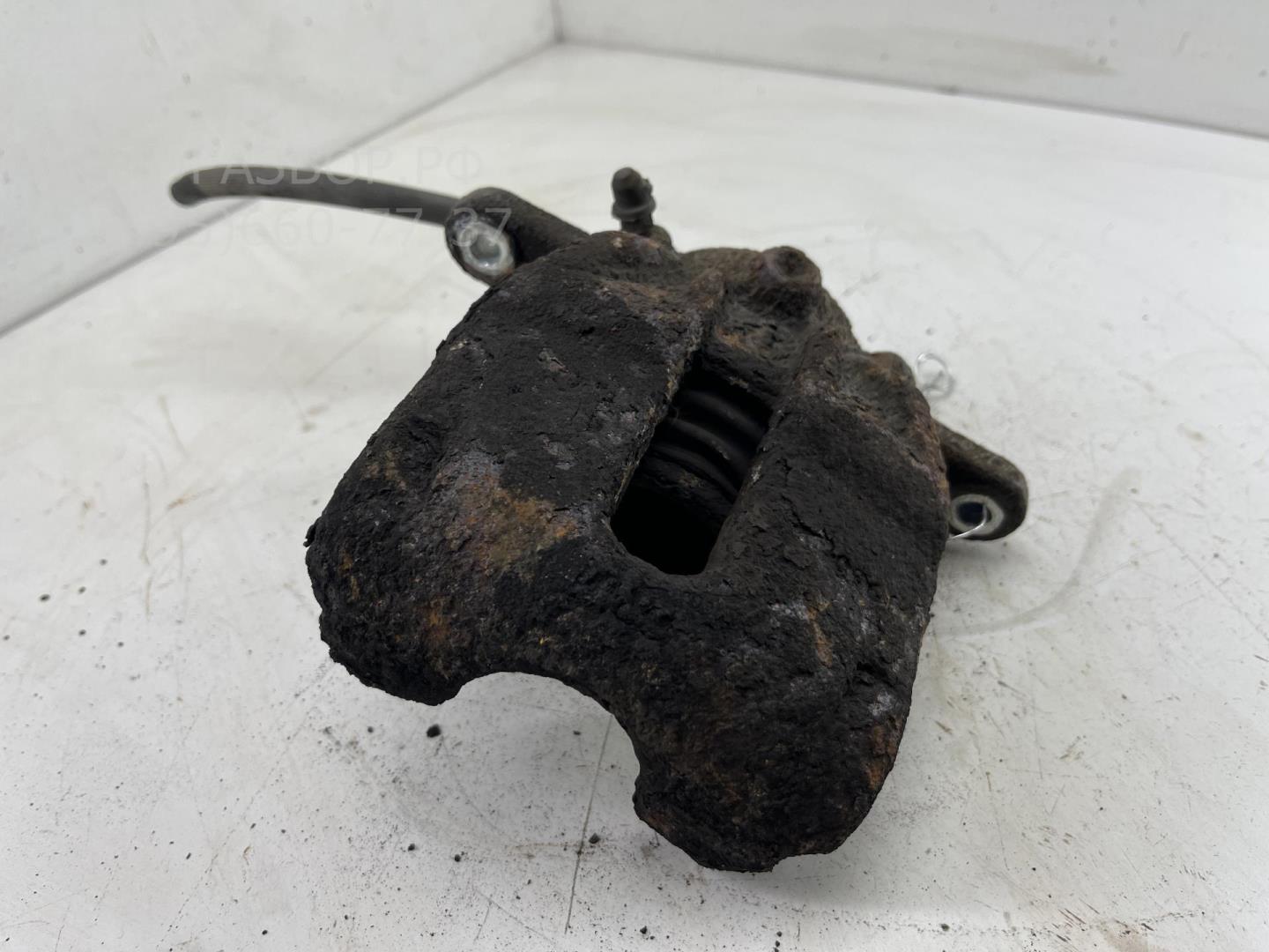 Суппорт передний правый