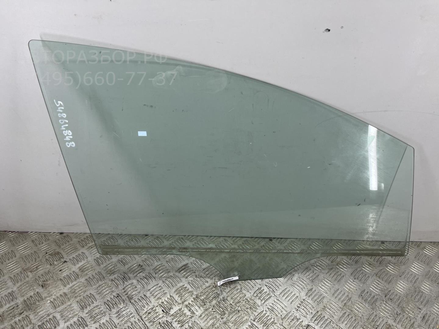 Стекло двери передней правой