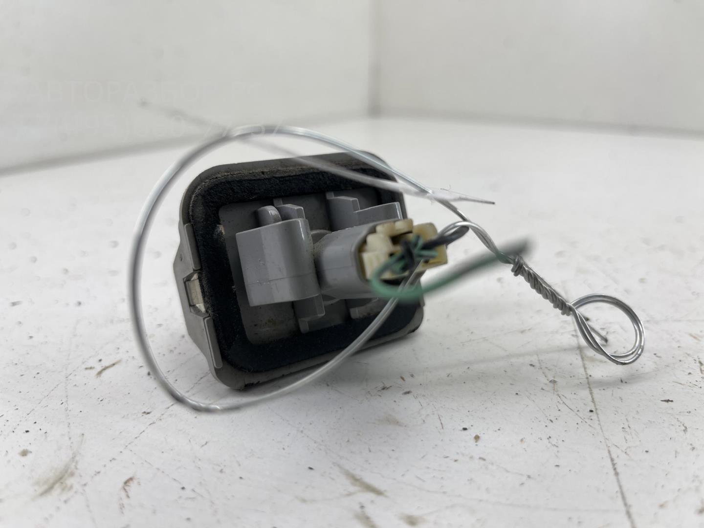 Фонарь подсветки номера