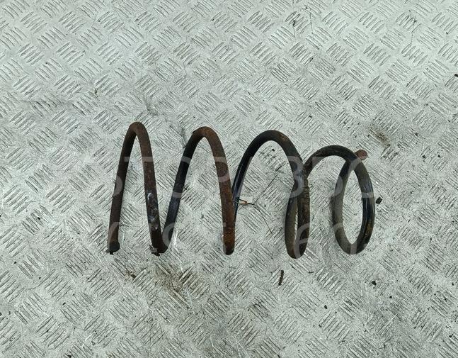 Пружина передняя