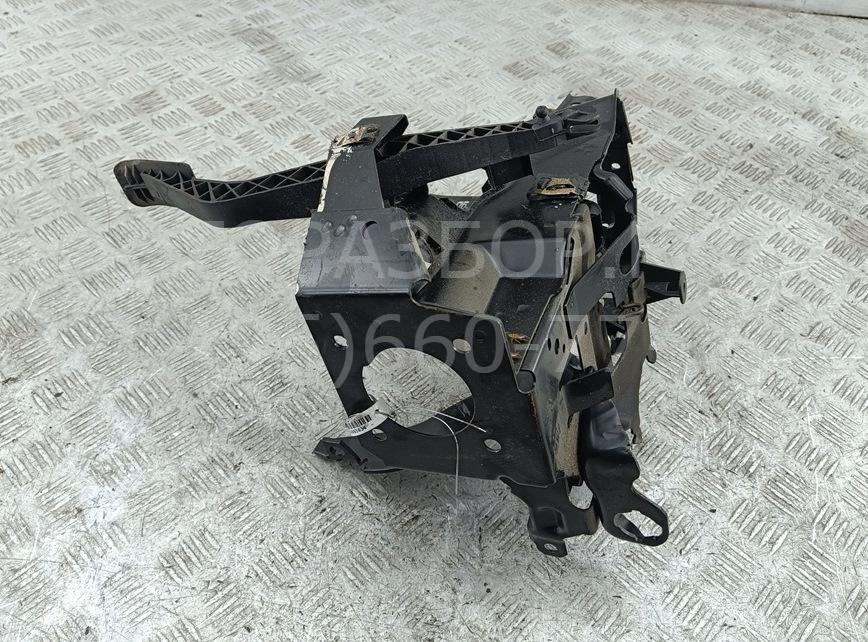 Блок педалей