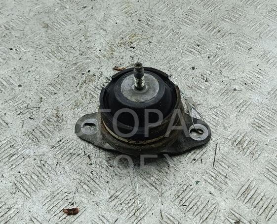 Опора двигателя