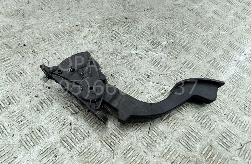 Педаль газа