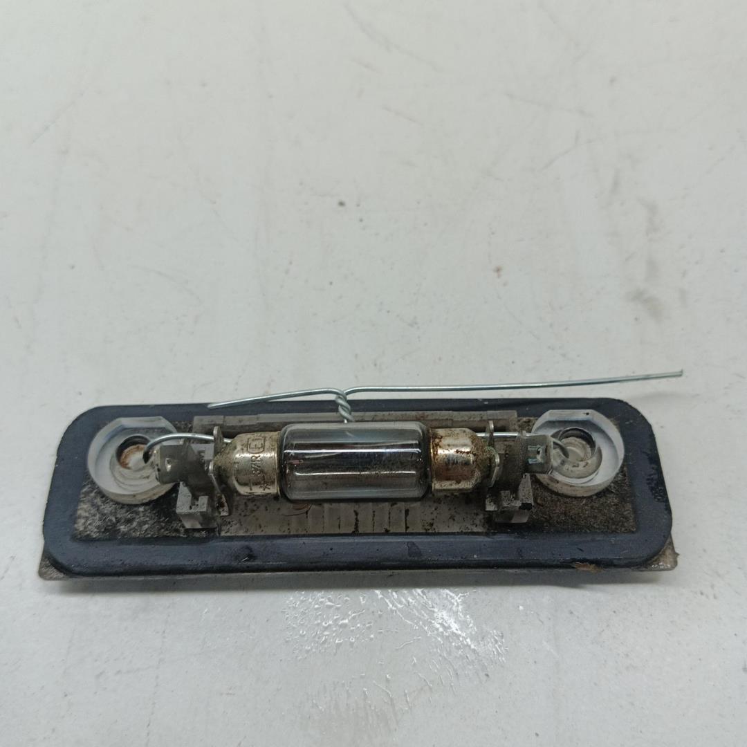 Фонарь подсветки номера