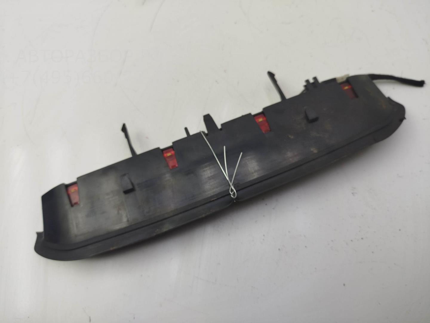 Фонарь задний (стоп сигнал)