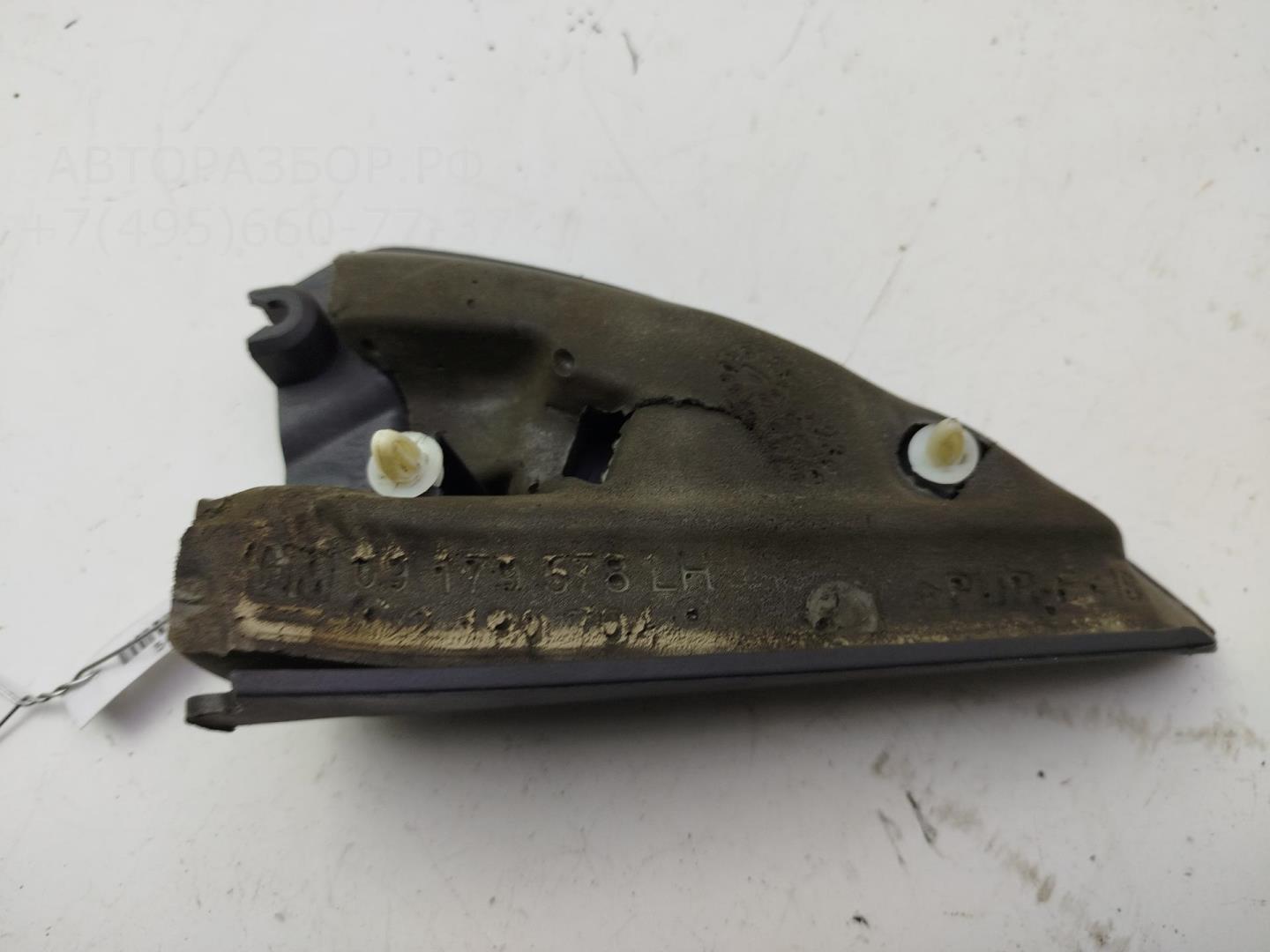 Накладка зеркала левого