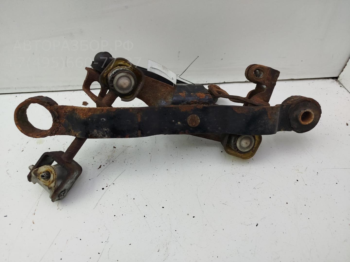 Кулиса МКПП / АКПП