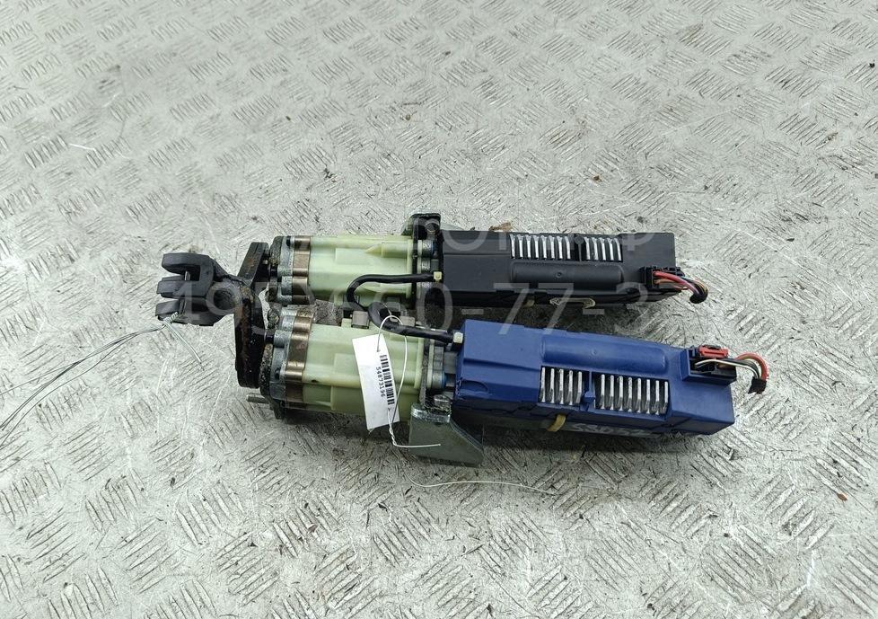 Механизм подъема двери багажника