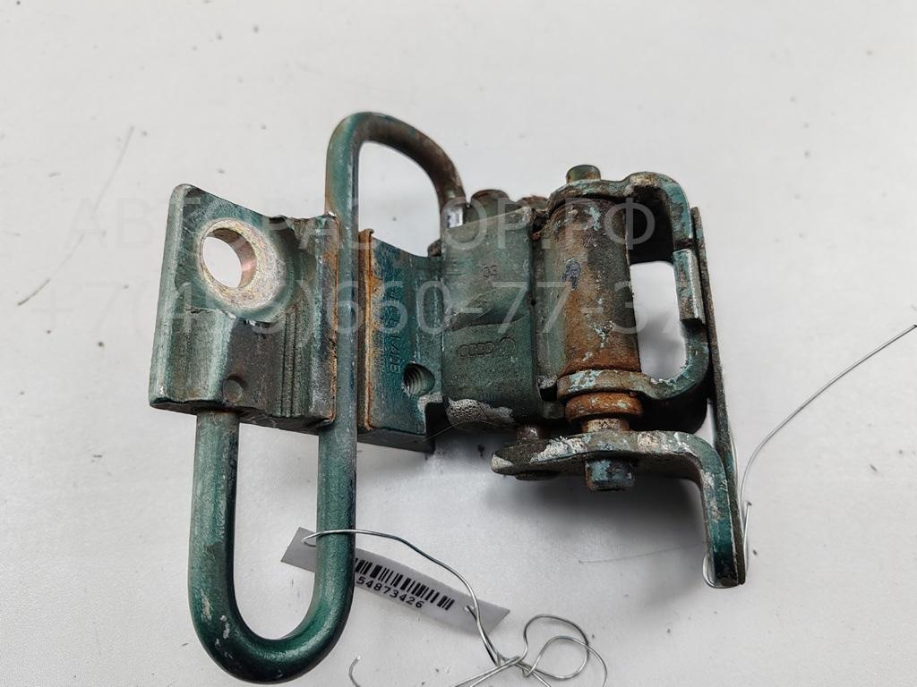 Петля двери