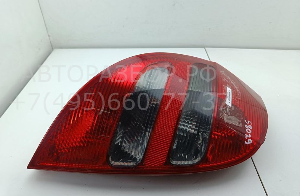 Фонарь задний левый