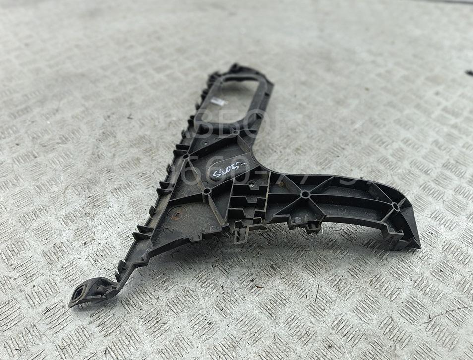 Кронштейн заднего бампера левый