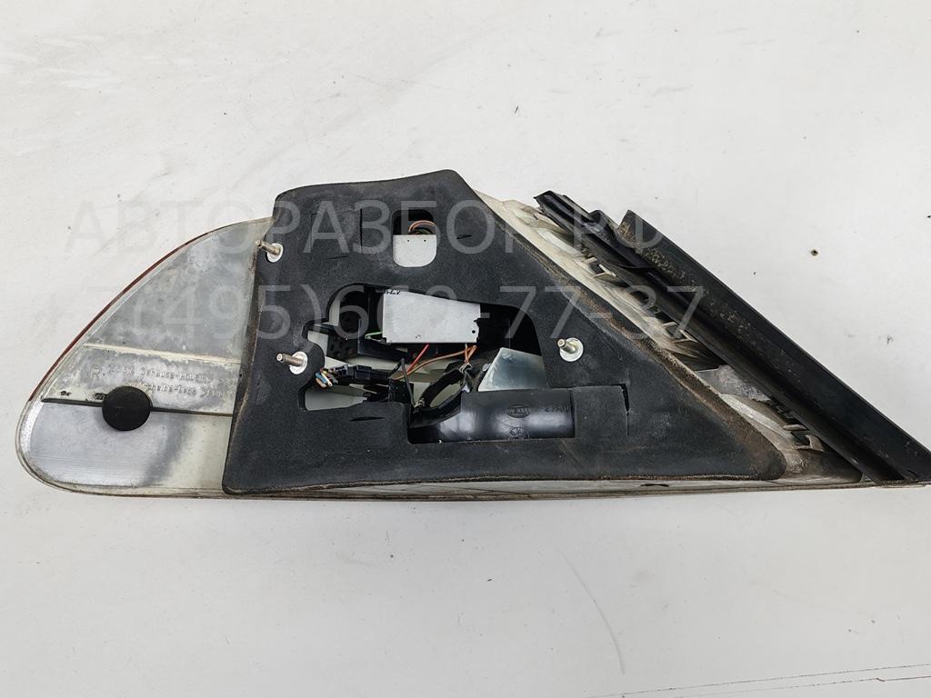 Фонарь задний правый