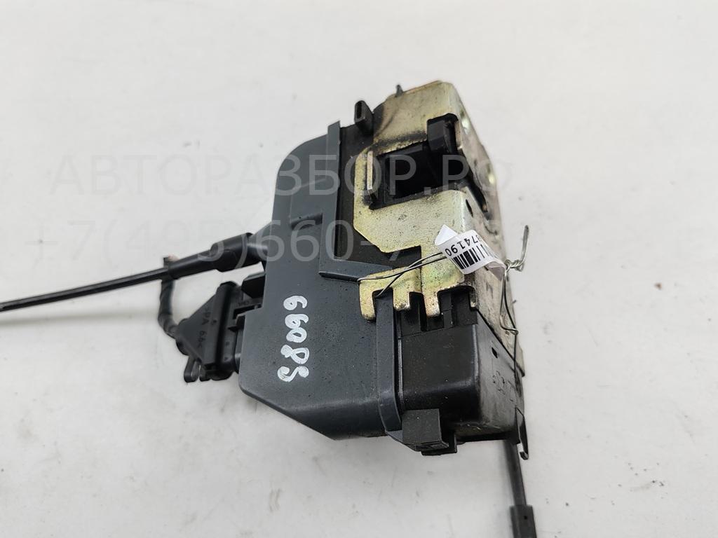 Замок двери задней левой