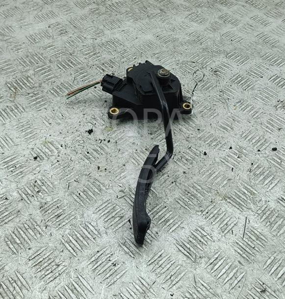 Педаль газа