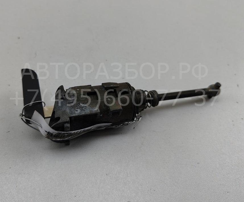 Вставка замка двери