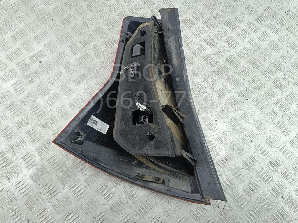 Фонарь задний правый