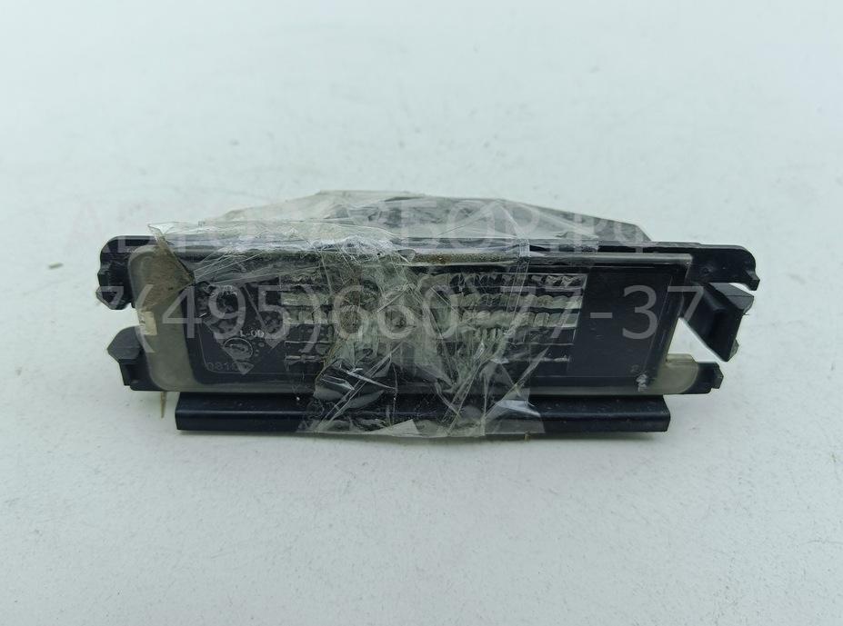 Фонарь подсветки номера