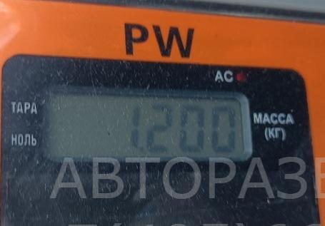 Петля двери